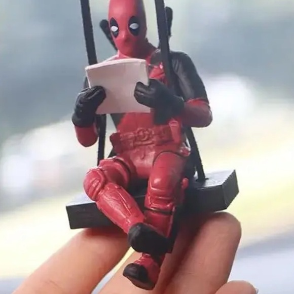 SUPER CUTE!! DEADPOOL Reading a Paper Red Black Car Visor Mirror Hanging Charm - Picture 4 of 4
